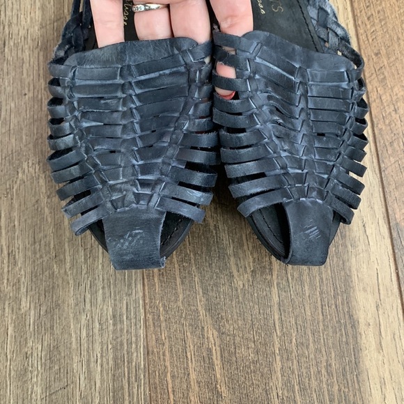 Matisse Wildflower Woven Leather Flat Sandals size 9 - Picture 7 of 8